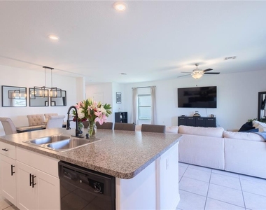 774 Olive Conch Street - Photo Thumbnail 10