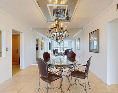 100 Pierce Street - Photo Thumbnail 3