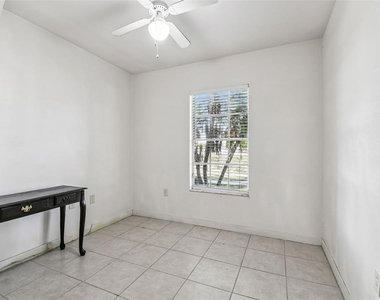 855 E Brandon Boulevard - Photo Thumbnail 4