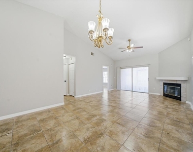 7615 Lemon Wood Court - Photo Thumbnail 17