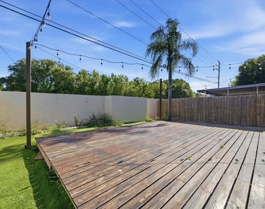 7615 Lemon Wood Court - Photo Thumbnail 37