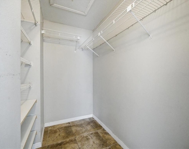 7615 Lemon Wood Court - Photo Thumbnail 29