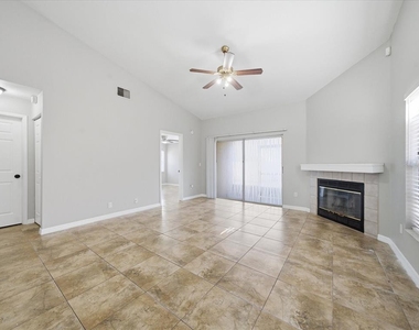 7615 Lemon Wood Court - Photo Thumbnail 18