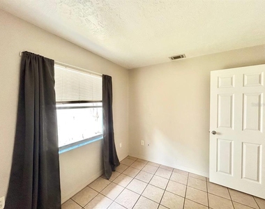5800 Montana Avenue - Photo Thumbnail 20