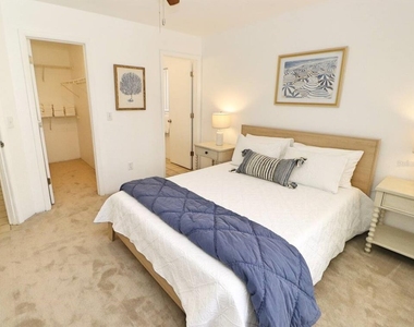 906 E 11th Avenue - Photo Thumbnail 8