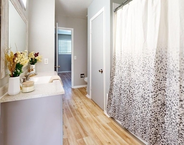 4701 31st Street S - Photo Thumbnail 10