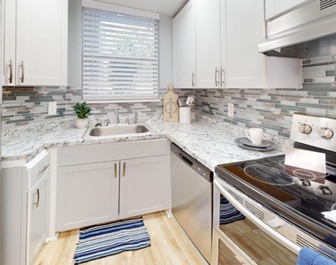 4701 31st Street S - Photo Thumbnail 2