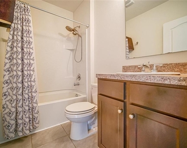 9039 Alba Lane - Photo Thumbnail 12