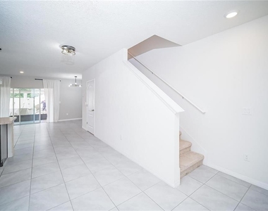 9039 Alba Lane - Photo Thumbnail 6