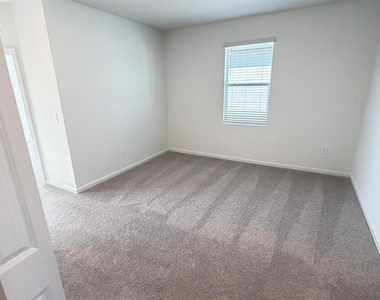 6037 Zen Way - Photo Thumbnail 19