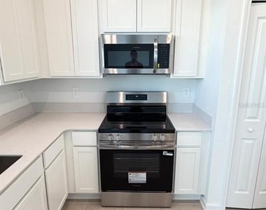 6037 Zen Way - Photo Thumbnail 11