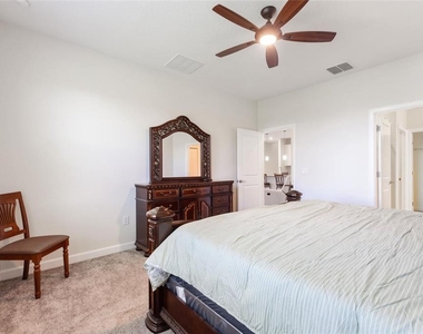8720 Pacific Dunes Dr - Photo Thumbnail 15
