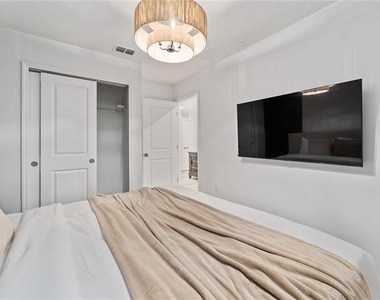 2125 Crystal Bell Street - Photo Thumbnail 13