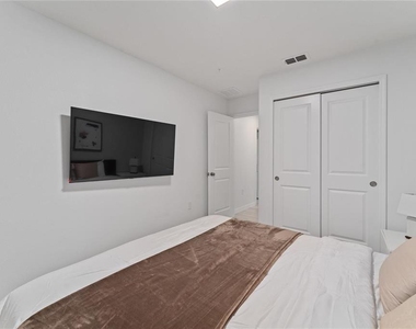 2125 Crystal Bell Street - Photo Thumbnail 8