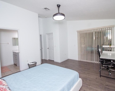 3131 Spikey Way - Photo Thumbnail 21