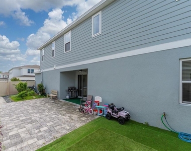 1487 Axel Graeson Avenue - Photo Thumbnail 15