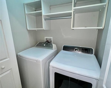 2648 Galliano Circle - Photo Thumbnail 7