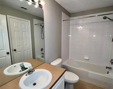 2648 Galliano Circle - Photo Thumbnail 5