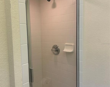 508 Eagle Pond Drive - Photo Thumbnail 25