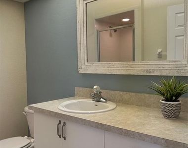 508 Eagle Pond Drive - Photo Thumbnail 23
