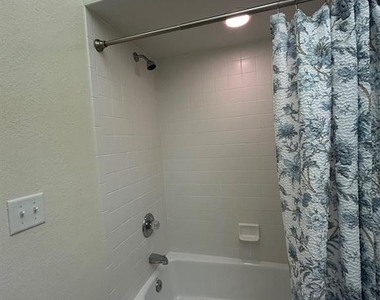 508 Eagle Pond Drive - Photo Thumbnail 29