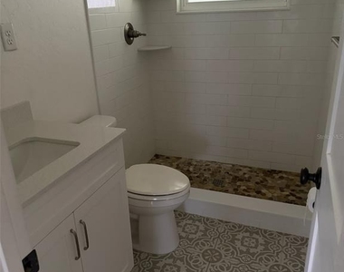 1220 Se 3rd Street - Photo Thumbnail 6