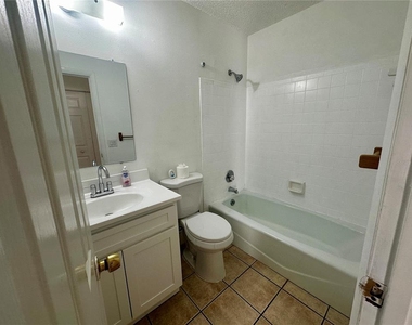 606 Water Road - Photo Thumbnail 8