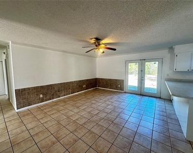 606 Water Road - Photo Thumbnail 13