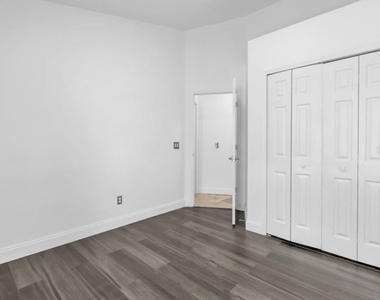 608 Bridge Creek Boulevard - Photo Thumbnail 20