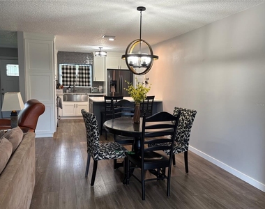 10010 Gannon Lane - Photo Thumbnail 5