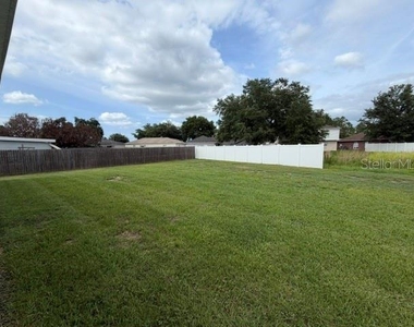 709 Versailles Lane - Photo Thumbnail 21