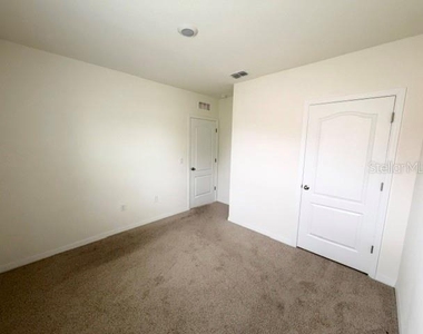 709 Versailles Lane - Photo Thumbnail 20