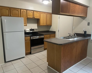 216 Bennett Street - Photo Thumbnail 1