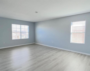5110 Fiddlewood Way - Photo Thumbnail 6