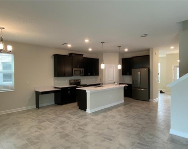 11973 Hometown Place - Photo Thumbnail 2
