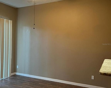 600 Northern Way - Photo Thumbnail 17