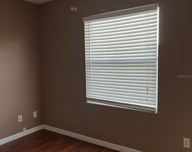 600 Northern Way - Photo Thumbnail 11