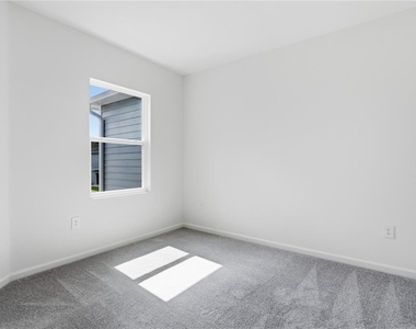 3122 Kurtz Terrace - Photo Thumbnail 16