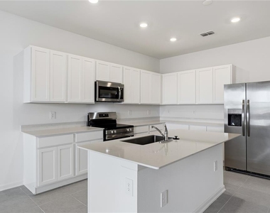 3122 Kurtz Terrace - Photo Thumbnail 2