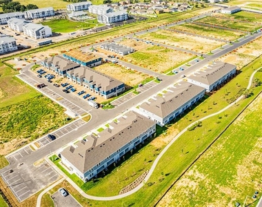 3122 Kurtz Terrace - Photo Thumbnail 27