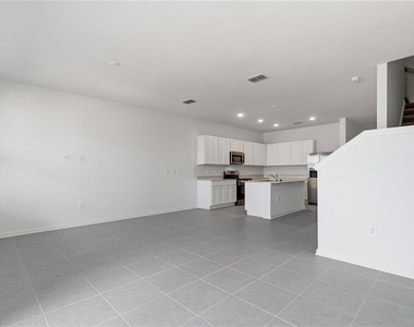 3122 Kurtz Terrace - Photo Thumbnail 8