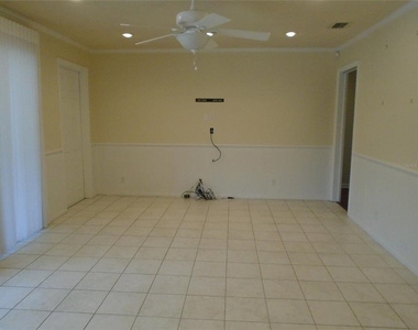2430 Deloraine Trail - Photo Thumbnail 3