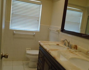 2430 Deloraine Trail - Photo Thumbnail 12