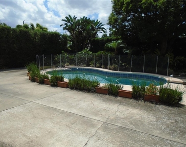 2430 Deloraine Trail - Photo Thumbnail 15