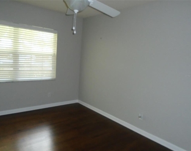 2430 Deloraine Trail - Photo Thumbnail 9