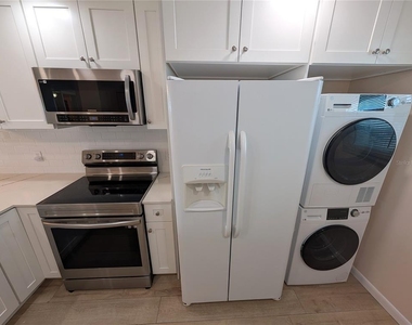 18304 Gulf Boulevard - Photo Thumbnail 2