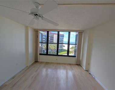 18304 Gulf Boulevard - Photo Thumbnail 8