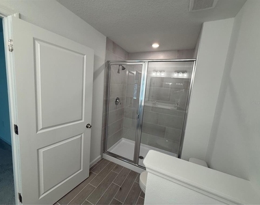 3674 Se 37th Court - Photo Thumbnail 15