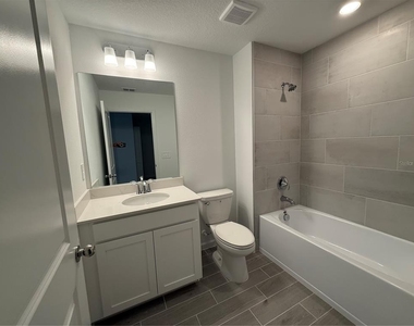 3674 Se 37th Court - Photo Thumbnail 20