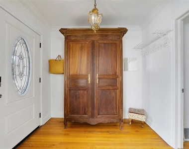 515 Florida Street - Photo Thumbnail 17
